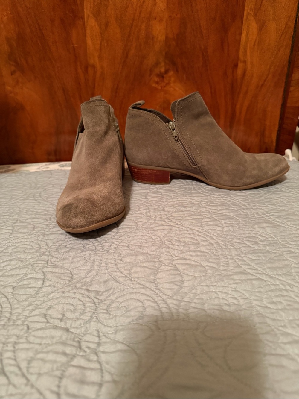 Diba Women’s Size 10 Taupe Suede-Look Ankle Booties